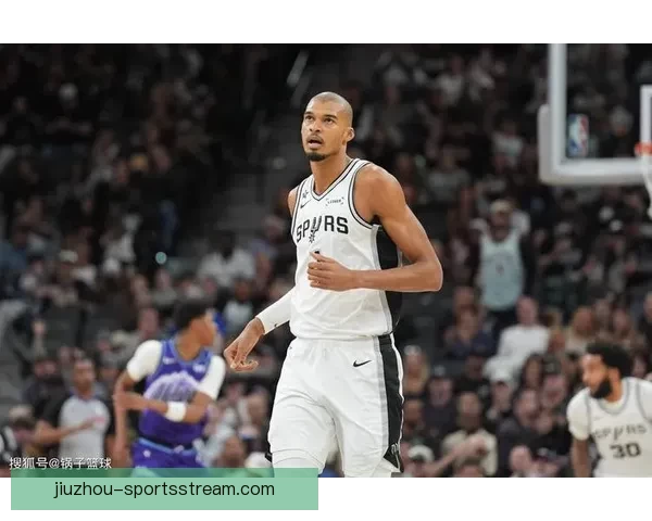 甜瓜力挺马刺为顶级争冠队 展望未来胜过雷霆